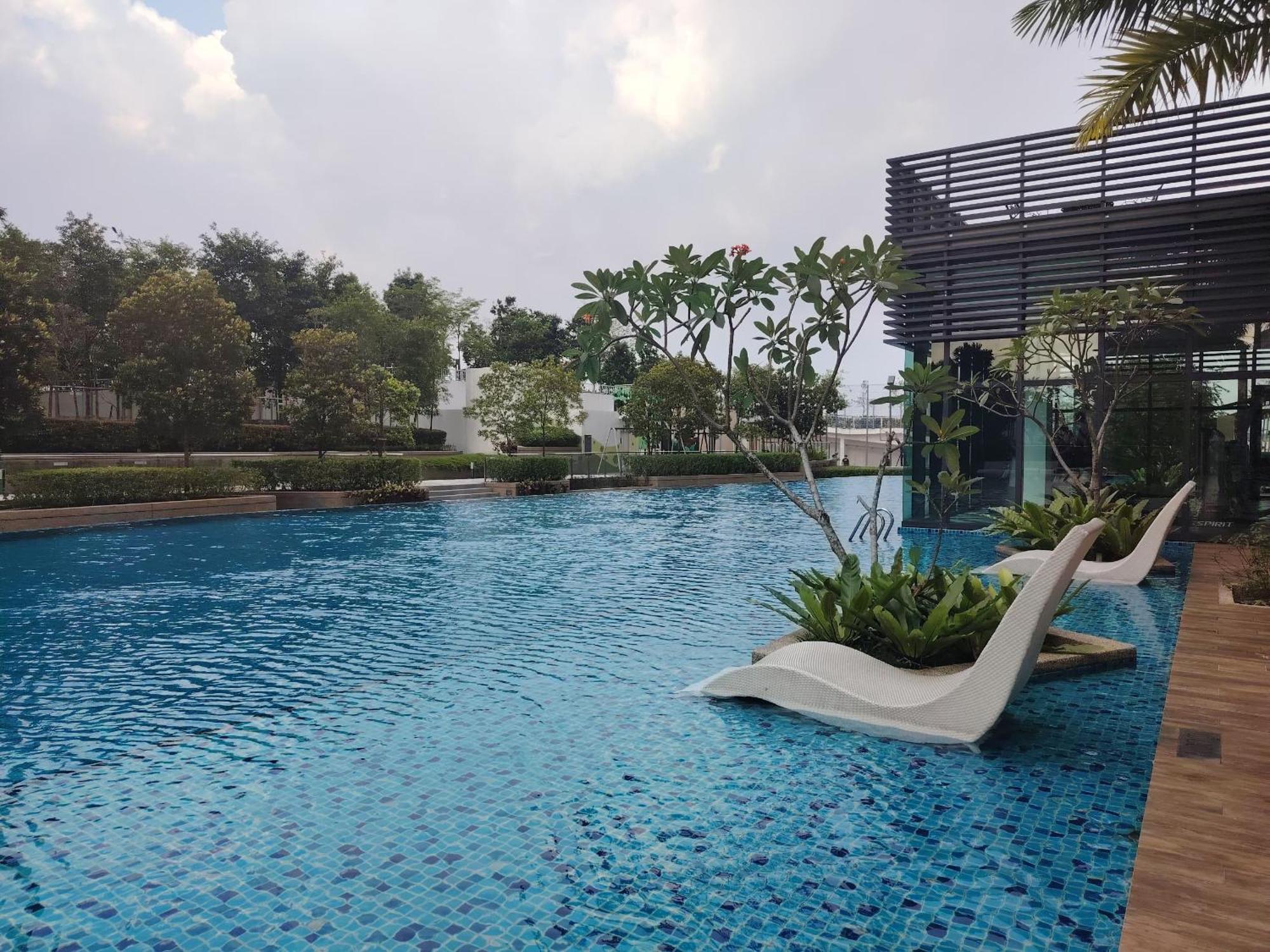 Greenfield Residence With Amazing Pool View And High-Speed Wi-Fi Petaling Jaya Eksteriør bilde