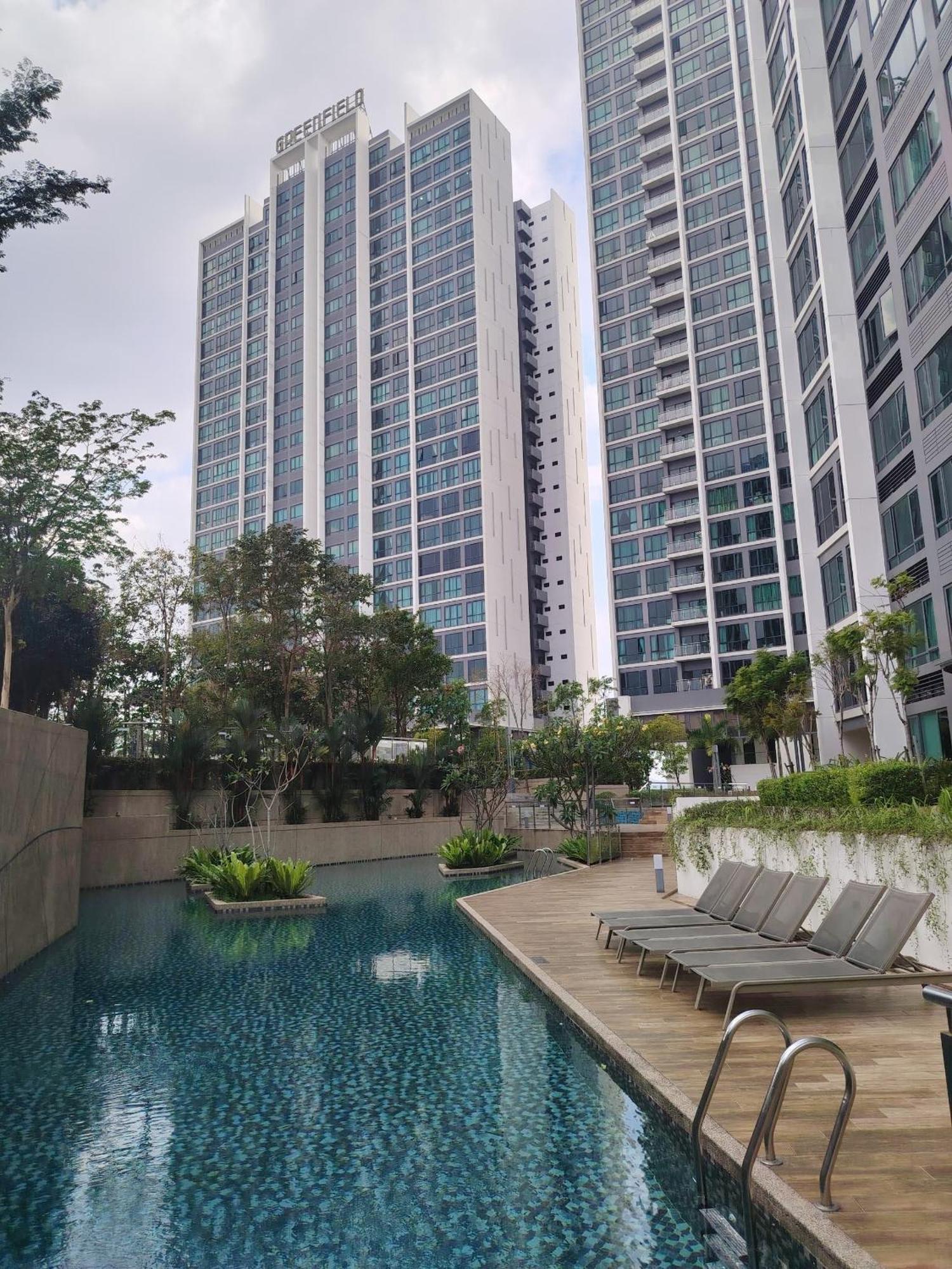 Greenfield Residence With Amazing Pool View And High-Speed Wi-Fi Petaling Jaya Eksteriør bilde